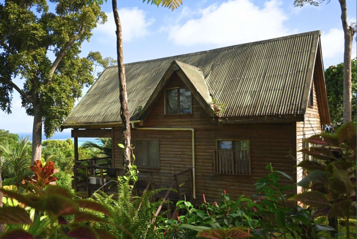 Waidroka Bay Bungalow